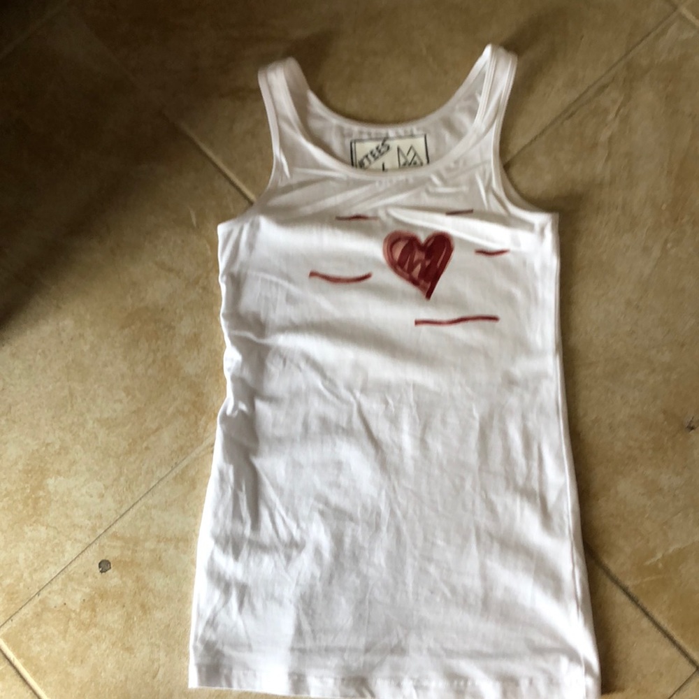 Graphic Tank